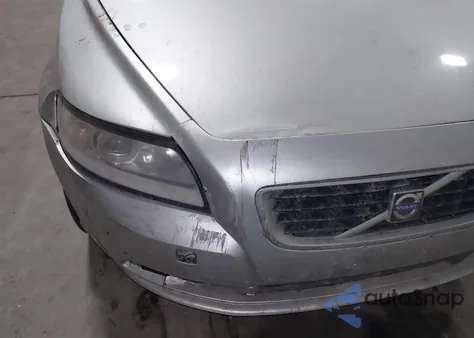 2008 Volvo S40 2.4I from USA, damaged, VIN YV1MS382982374622